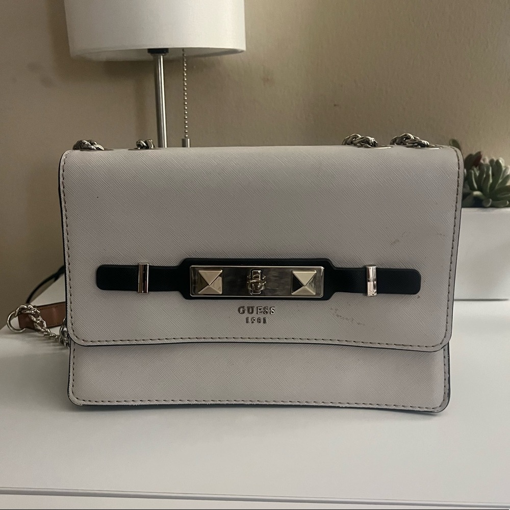 Guess Should Bag